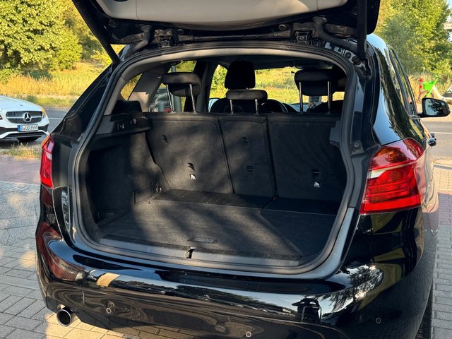 BMW 218i Tourer Active*Klimaautomatik*Pdc*Shzg*2.HD - bilder 10