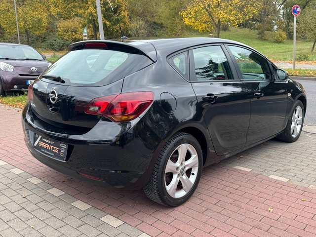 Opel Astra J Limousine EDITION 1.6*Xenon*Temp*Klima* - foto 5