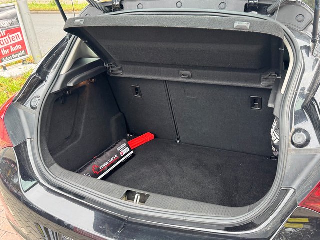 Opel Astra J Limousine EDITION 1.6*Xenon*Temp*Klima* - foto 6