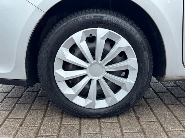 Renault Clio 1.2 Grandtour Rip Curl Klima*2.Hd*TÜV NEU* - bilder 9