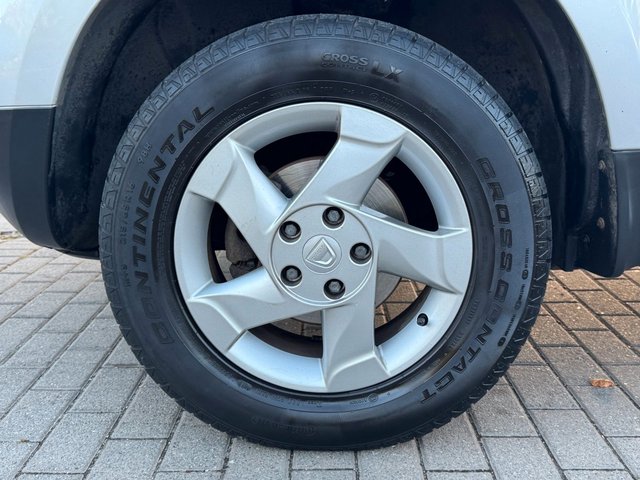 Dacia Duster I 1.6 LPG Laureate 4x2*Klima*2.Hd*TÜV NEU - bilder 10