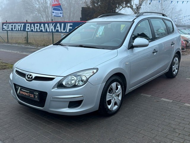 Hyundai i30 cw 1.4 FIFA WM Edition Kombi*Klima*TÜV NEU - bilder 8