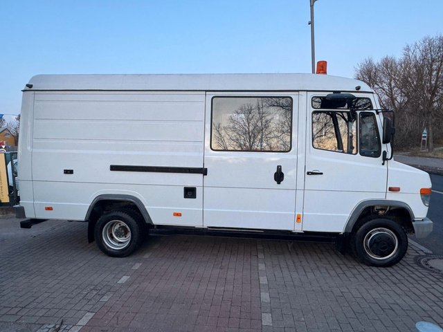 Mercedes-Benz Vario 615 D KASTEN*STANDHEIZUNG*1.HD*61799KM!* - foto 4