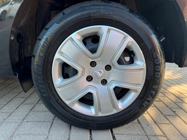 Dacia Logan MCV II Laureate LPG*NAVI*KLIMA*KETTE NEU!* - bilder 10