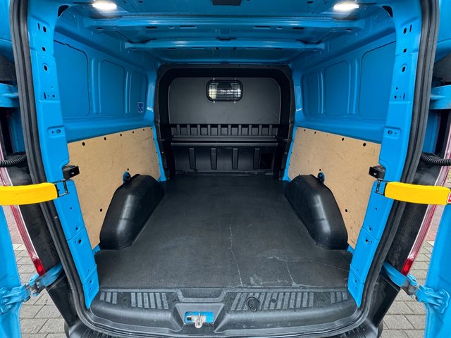 Ford Transit Custom Kasten 320 L2*MIXTP*6Sitze*STZHG* - bilder 10