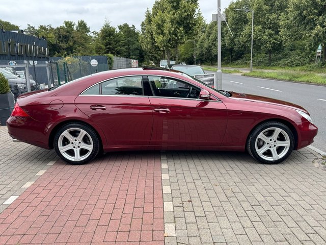 Mercedes-Benz CLS 350*Keyless*Navi*Standheizung*Xenon*Voll* - bilder 4
