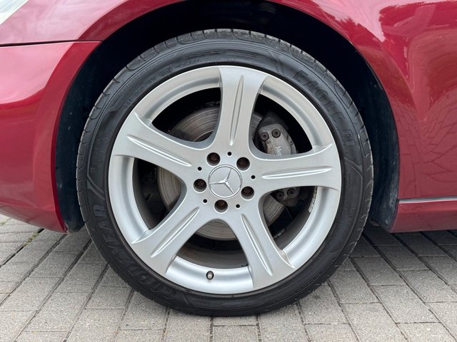 Mercedes-Benz CLS 350*Keyless*Navi*Standheizung*Xenon*Voll* - bilder 9