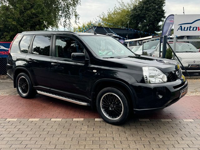 Nissan X-Trail 2.0 XE 4X4 Klima*AHK*2.Hd*Temp.*TÜV NEU - bilder 1
