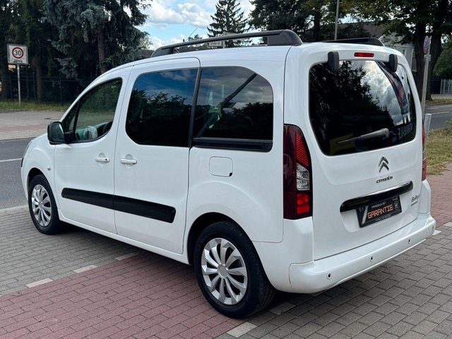 Citroën Berlingo 1.6HDi Kombi Selection*Klima*Pano*Temp - foto 8
