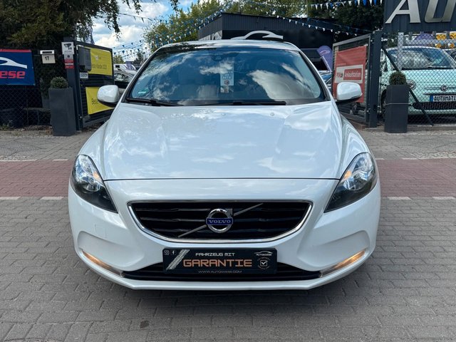 Volvo V40 1.5 T2*Ocean Race*Aut*Klima*Pano*Temp*Leder - foto 2