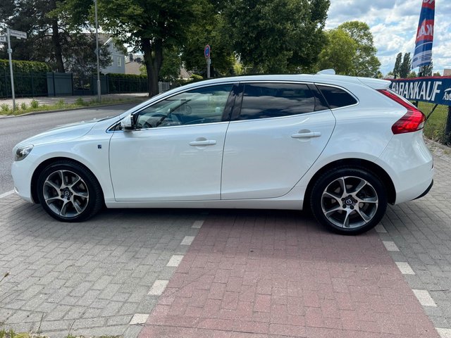 Volvo V40 1.5 T2*Ocean Race*Aut*Klima*Pano*Temp*Leder - foto 8
