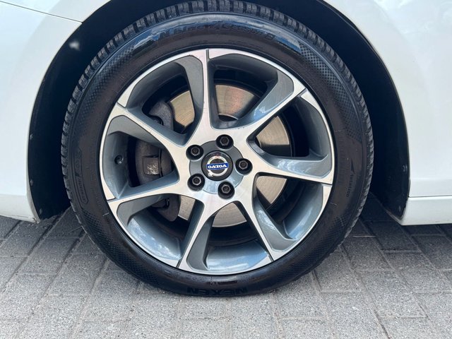 Volvo V40 1.5 T2*Ocean Race*Aut*Klima*Pano*Temp*Leder - foto 10