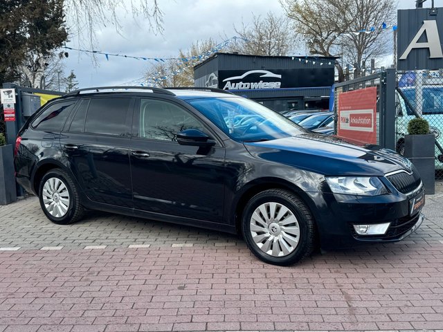 Skoda Octavia 2.0TDI Combi*Aut*PDC*Nav*Temp*Szhz*AHK* - bilder 1