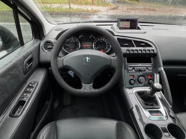Peugeot 3008 Platinum Pano*Leder*Nav*HUD*ACC*AHK*Szhz* - bilder 8