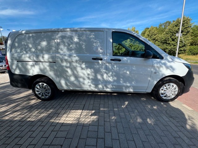 Mercedes-Benz Vito Kasten 114CDI RWD LANG*Aut.*Leder*3xSitze* - bilder 7