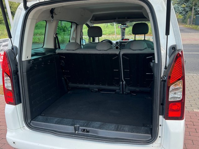 Citroën Berlingo 1.6HDi Kombi Selection*Klima*Temp*PDC* - bilder 6