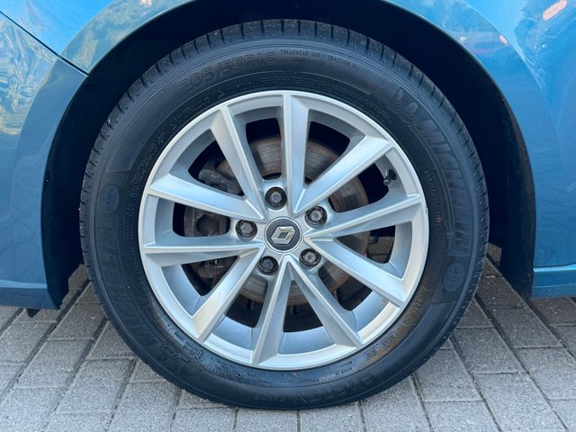 Renault Megane IV Grandtour Intens 1.2TCe*Navi*LED*AHK* - foto 10