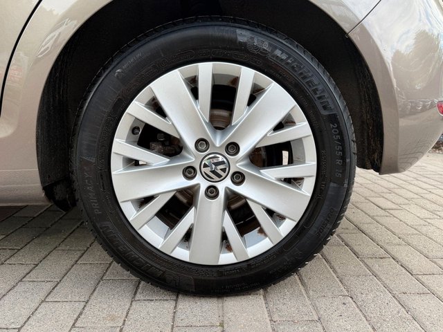 Volkswagen Golf Plus VI LIFE 1.6TDI*Navi*Temp*Shz*PARKPILOT - bilder 10