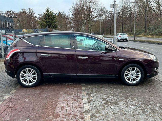 Lancia Delta Gold 1.4*Klima*8-Fach*Temp*Alcantara*AHK - bilder 4