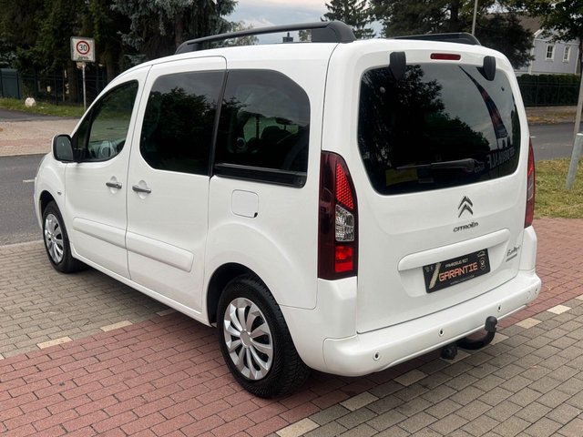 Citroën Berlingo 1.6 Kombi Selection*Pano*Klima*Temp*AHK - foto 9