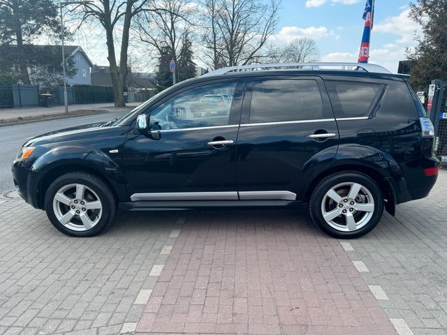 Mitsubishi Outlander 2.4 Intense*4x4*Aut*Leder*Temp*Szhz* - bilder 8