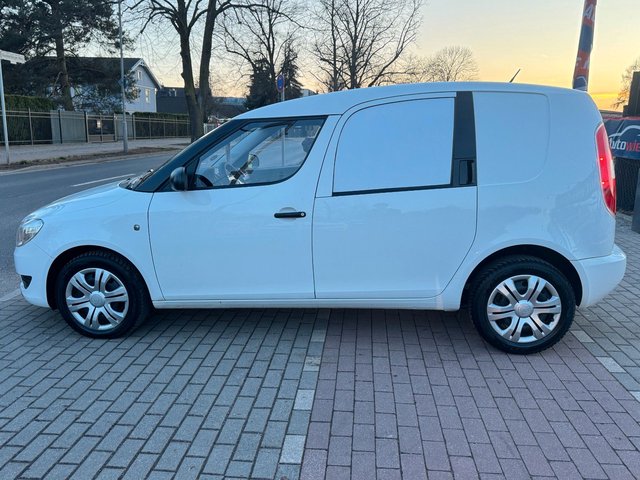 Skoda Praktik 1.2 TDI*Kasten*Klima*AHK*Allwetter* - foto 8