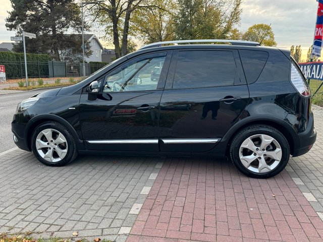 Renault Scenic III BOSE Edition X-MOD*Panorama*Navi*AHK* - bilder 8