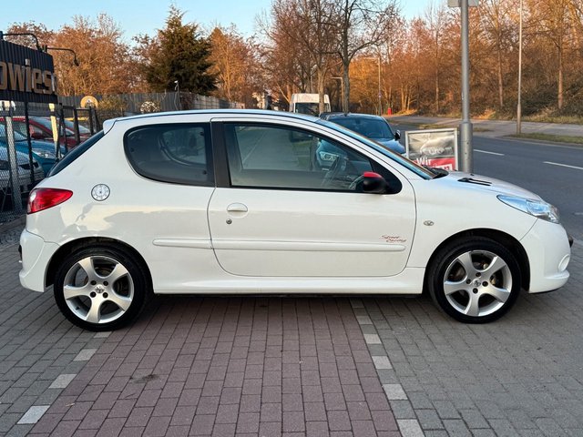 Peugeot 206+ 1.4*Street Racing*Klima*E-Paket*Allwetter - foto 4