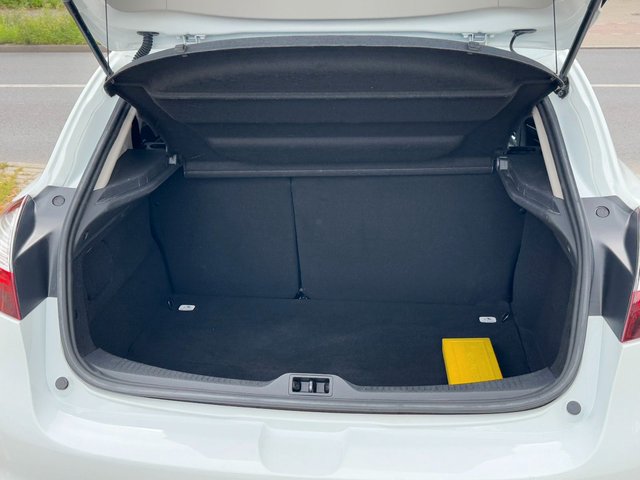 Renault Megane III 1.6 Klima*Tempomat*ZR NEU*TÜV NEU* - bilder 6