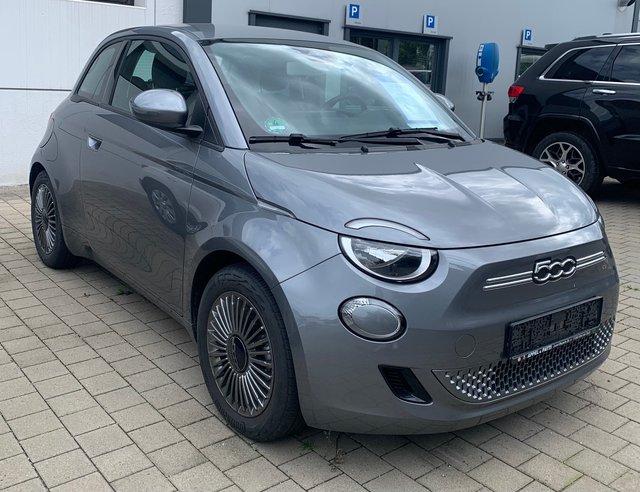 Foto №1 Fiat 500e Gebrauchtwagen Kaufen bei Autohaus Knapp