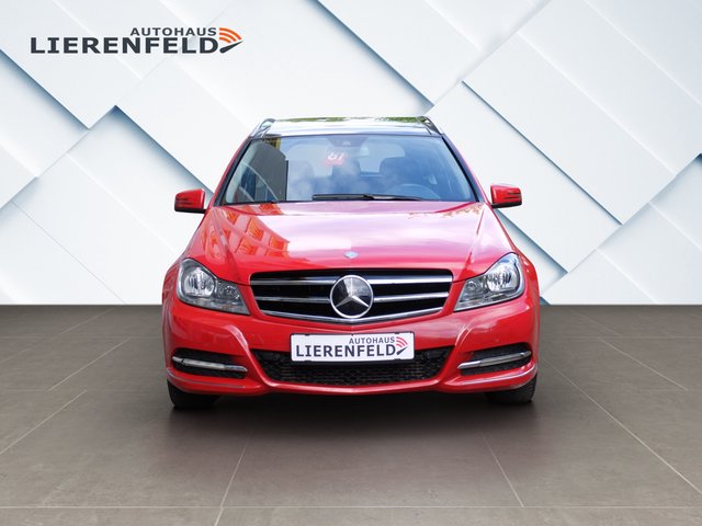 Mercedes-Benz C 300 T CDI BlueEfficiency 4Matic 1.Hand - photo 2