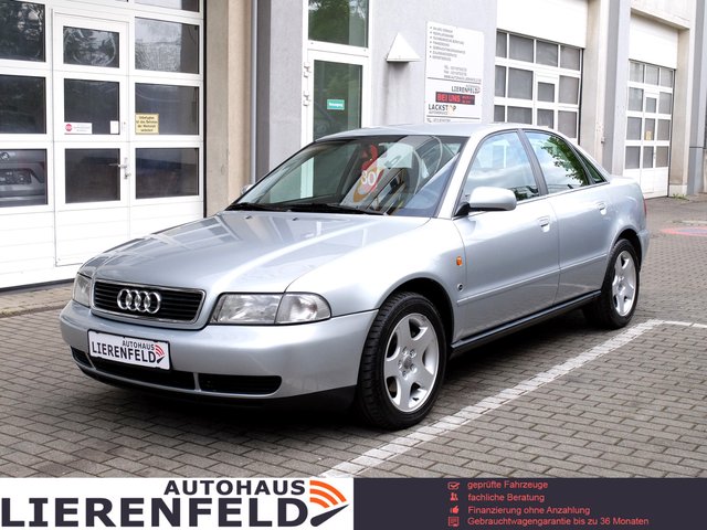 Audi A4 2.6 Automatik aus 1.Hand orig. 112 Tkm - фото 1