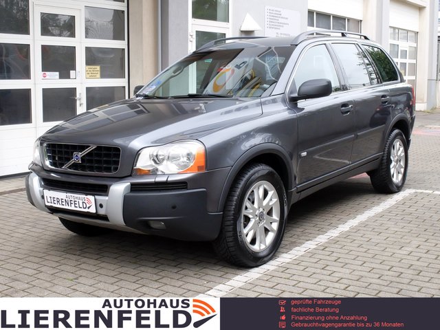 Volvo XC90 D5 Summum Automatik Leder aus 1.Hand 62 Tkm - фото 1