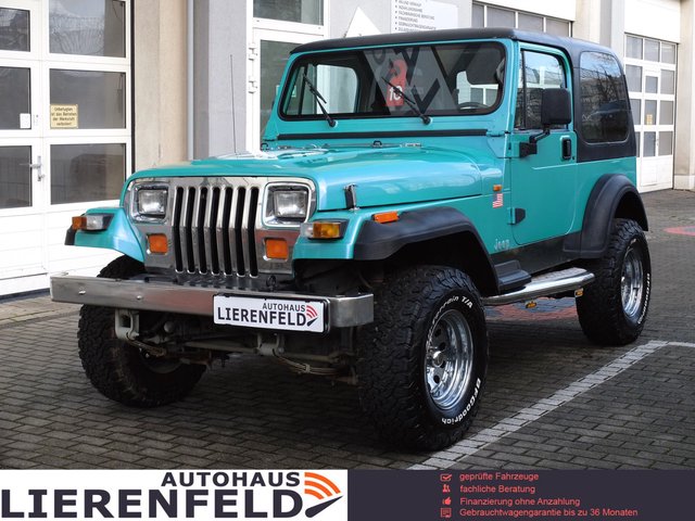 Jeep Wrangler 4.0 Automatik Super Optik - bilder 1