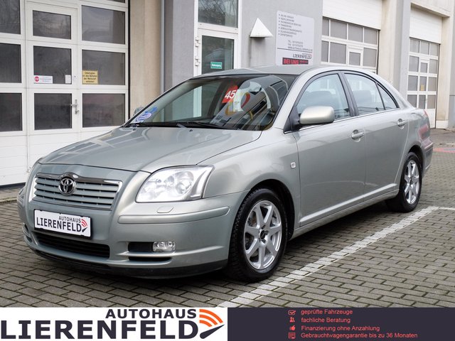 Toyota Avensis 2.4 Executive Liftback Automatik Xenon aus 1.Hand - фото 1