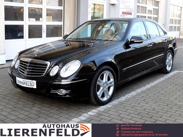Mercedes-Benz E 320 CDI Avantgarde 7G Leder Panorama Scheckheft - foto 1