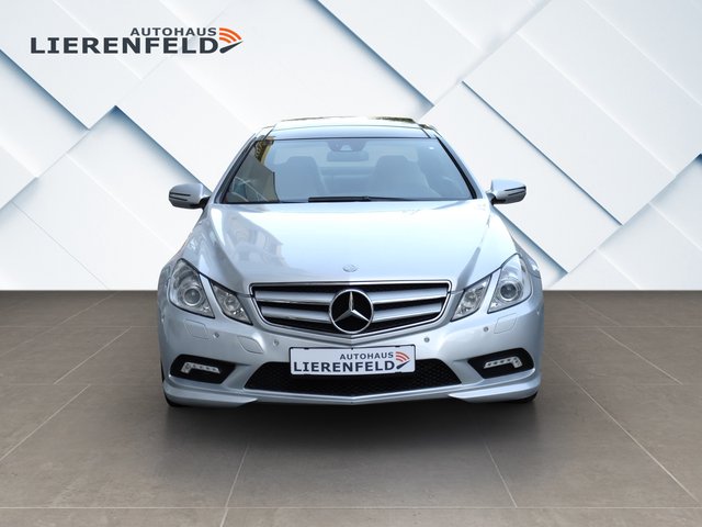 Mercedes-Benz E 250 CDI Coupe AMG Paket Panorama - bilder 5