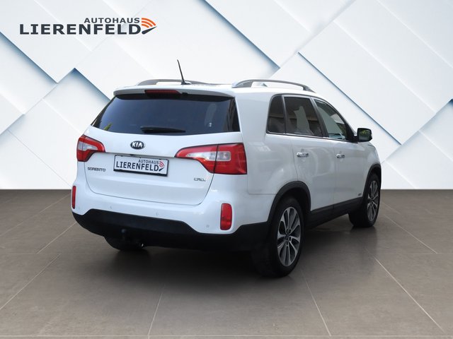 Kia Sorento  2.2 CRDi Platinum Edition 4WD - фото 5