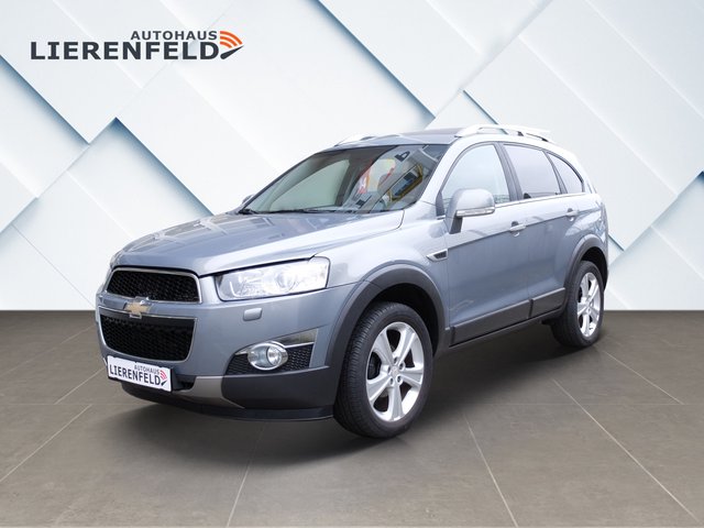 Chevrolet Captiva 2.2 D LTZ 4WD 7 Sitze Voll - фото 1