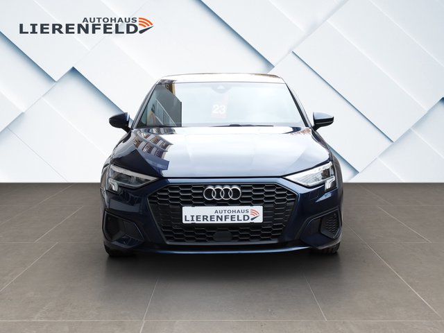 Audi A3 Limousine 30 TDI Automatik Leder 1.Hand - фото 2