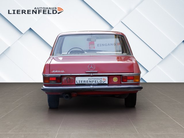 Mercedes-Benz W 114/115 Strich-Acht nur 3 Vorhalter - фото 2