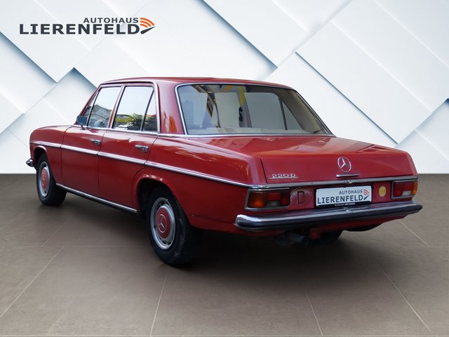 Mercedes-Benz W 114/115 Strich-Acht nur 3 Vorhalter - фото 3