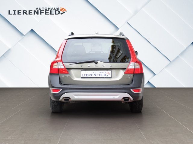 Volvo XC70 2.4D Momentum AWD nur 53 Tkm - photo 4