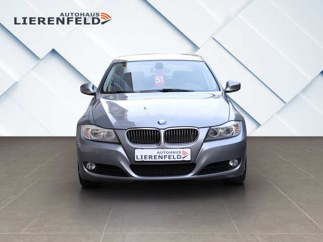 BMW 318 d Leder Navi AHK nur 49 Tkm - foto 2