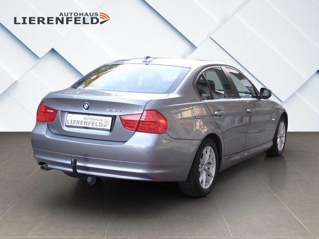 BMW 318 d Leder Navi AHK nur 49 Tkm - foto 3