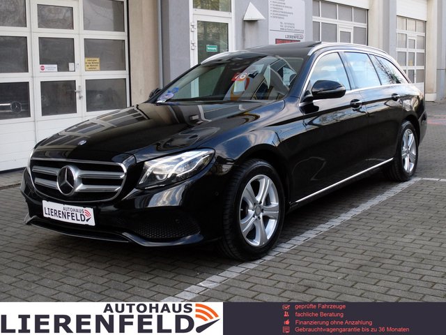 Mercedes-Benz E 220 d T Avantgarde Digitaltacho Vollleder - bilder 1