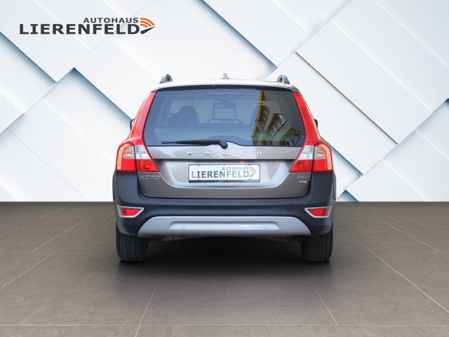 Volvo XC70 2.4D Kinetic Leder aus 1.Hand nur 72 Tkm - photo 4