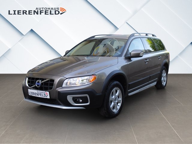 Volvo XC70 2.4D Kinetic Leder aus 1.Hand nur 72 Tkm - photo 1