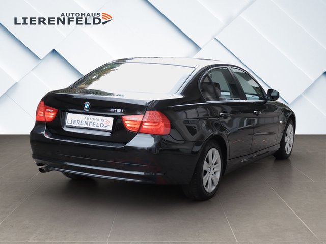 BMW 318i Leder aus 1.Hand nur 31 Tkm - photo 2