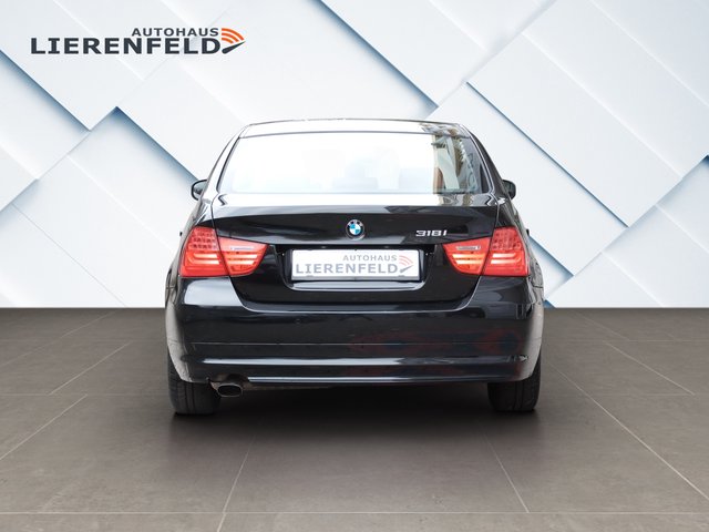 BMW 318i Leder aus 1.Hand nur 31 Tkm - photo 4